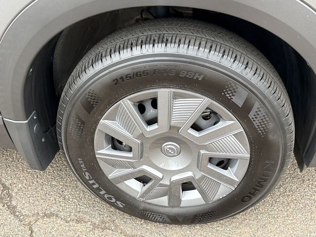 Used 2025 Gray Nissan S image 7