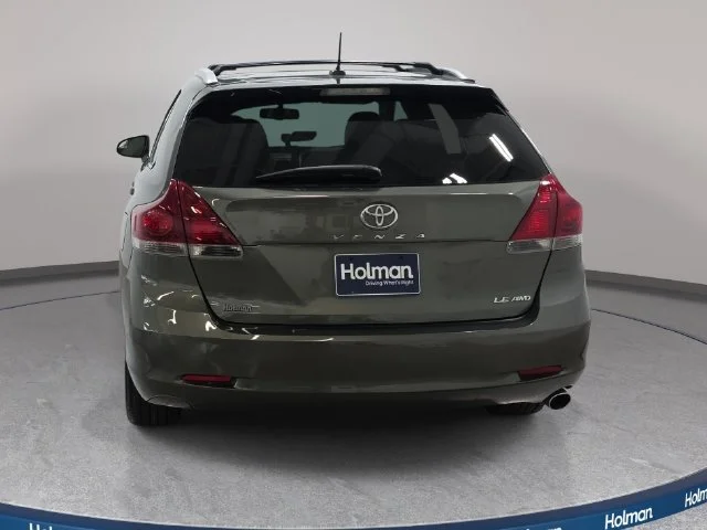 Used 2014 Green Toyota  image 7