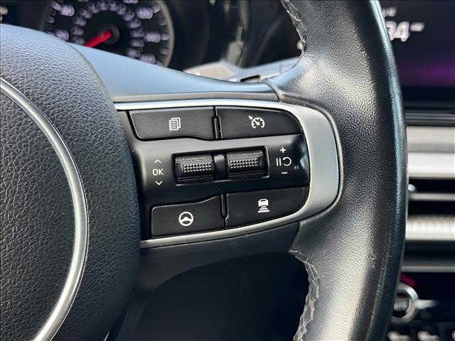 Used 2023 Wolf Gray Kia GT-Line image 20