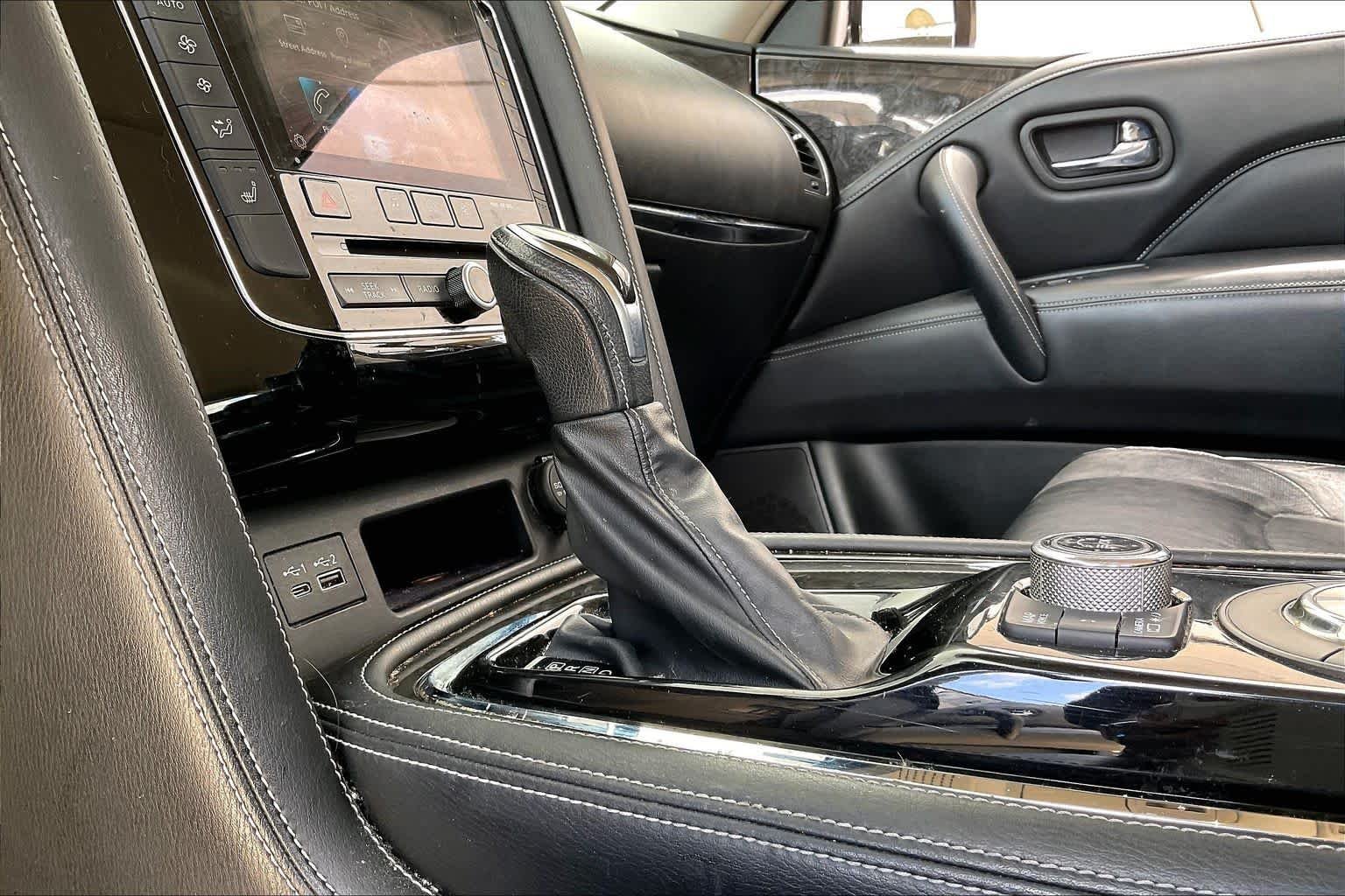 Used 2020 Graphite Shadow INFINITI LUXE image 16