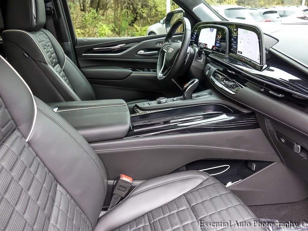 2024 Cadillac Escalade V-Series - Photo 29