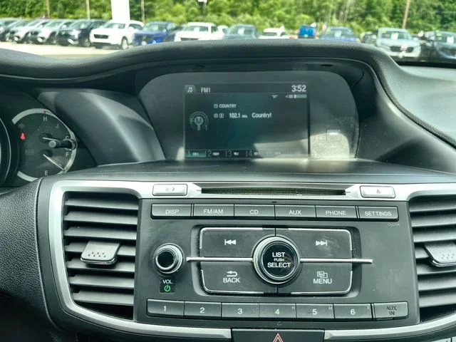 Used 2016 Silver Honda LX image 14