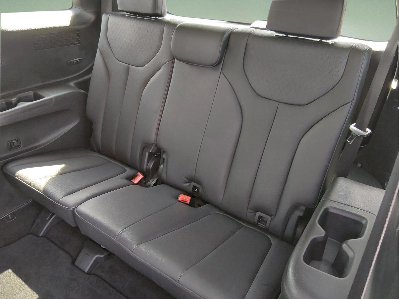 Used 2020 Hyper White Hyundai SEL image 20