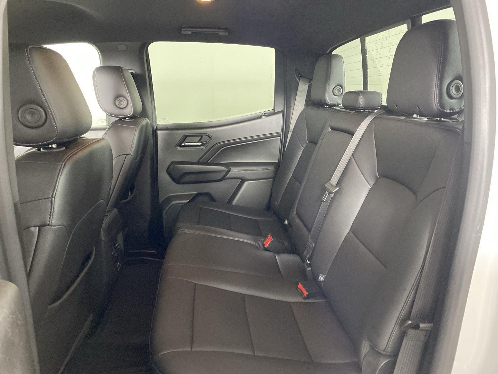 Used 2023 Summit White Chevrolet 4WD LT image 24