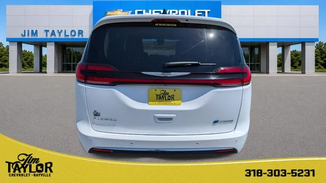 2023 Chrysler Pacifica Hybrid Touring L - Photo 8