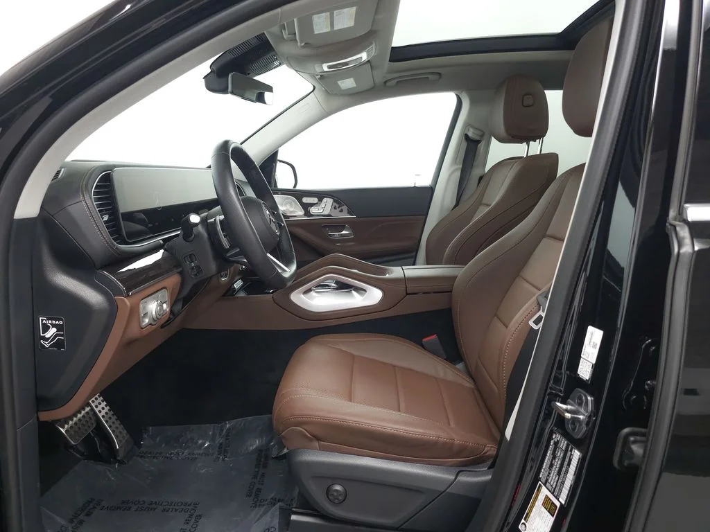 Used 2026 Black Mercedes-Benz GLS 450 image 8