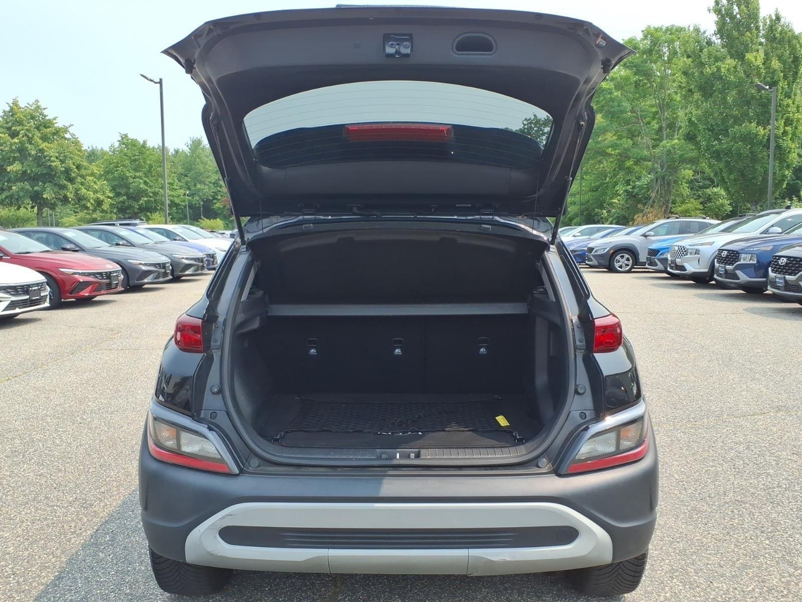2023 Hyundai Kona SEL - Photo 7