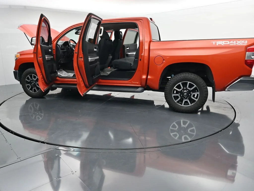 Used 2017 Red Toyota SR5 image 42