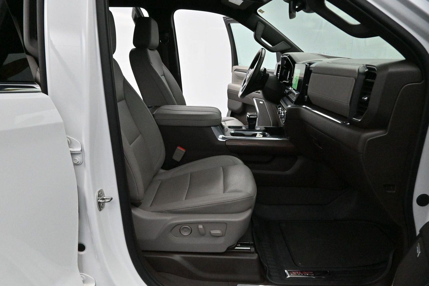 Used 2023 Summit White GMC SLT image 32