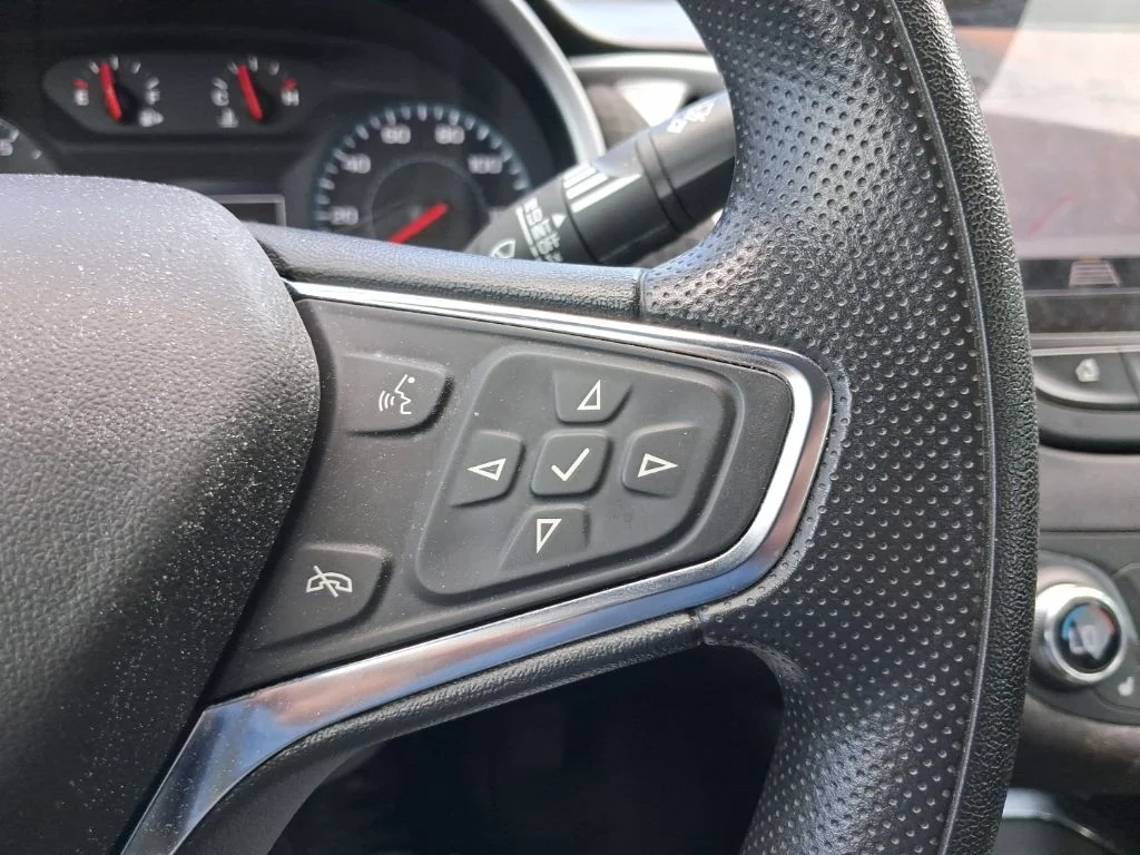 Used 2024 Gray Chevrolet LT image 29