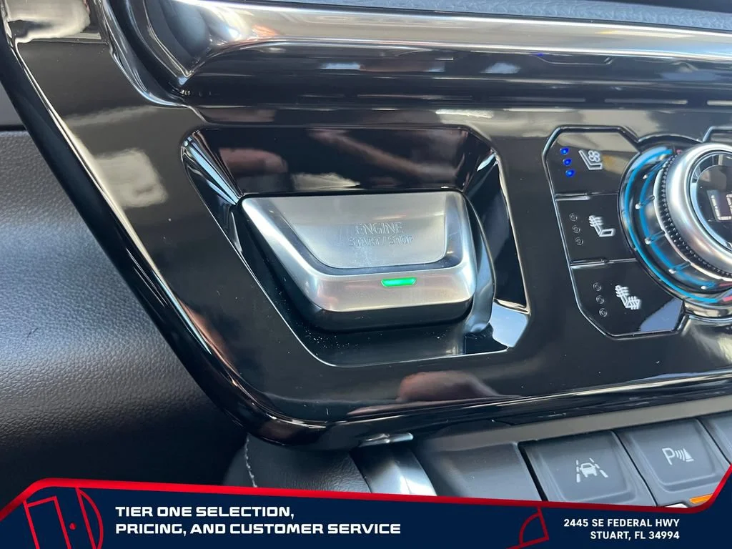 New 2026 Glacier White Tricoat GMC Denali image 28