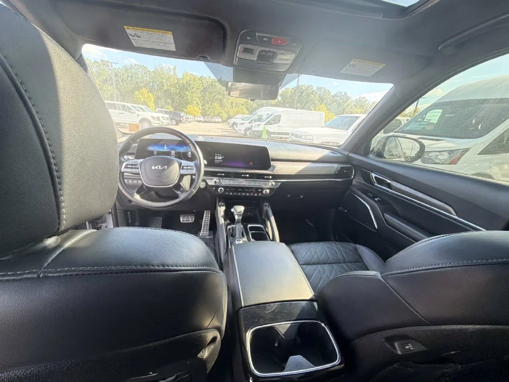 Used 2024 Gray Kia SX-Prestige X-Pro image 19