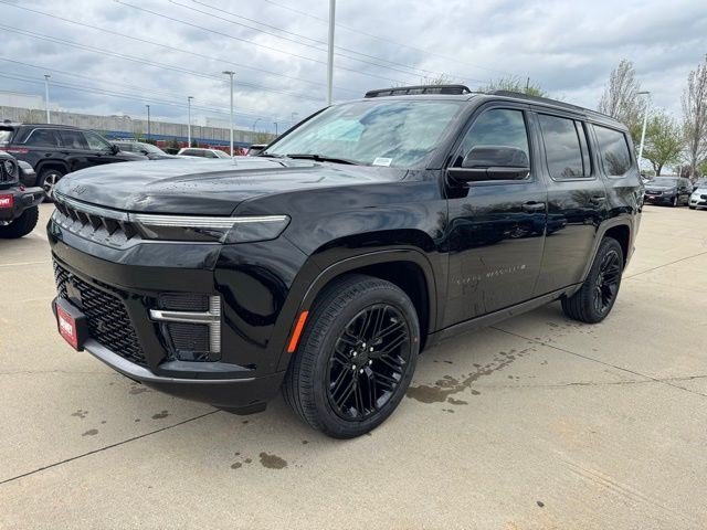 New 2026 High Gloss Black Exterior Paint Jeep Limited Reserve image 3