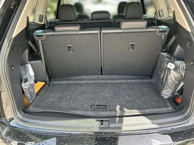 New 2026 Black Volkswagen 2.0T Peak Edition image 25