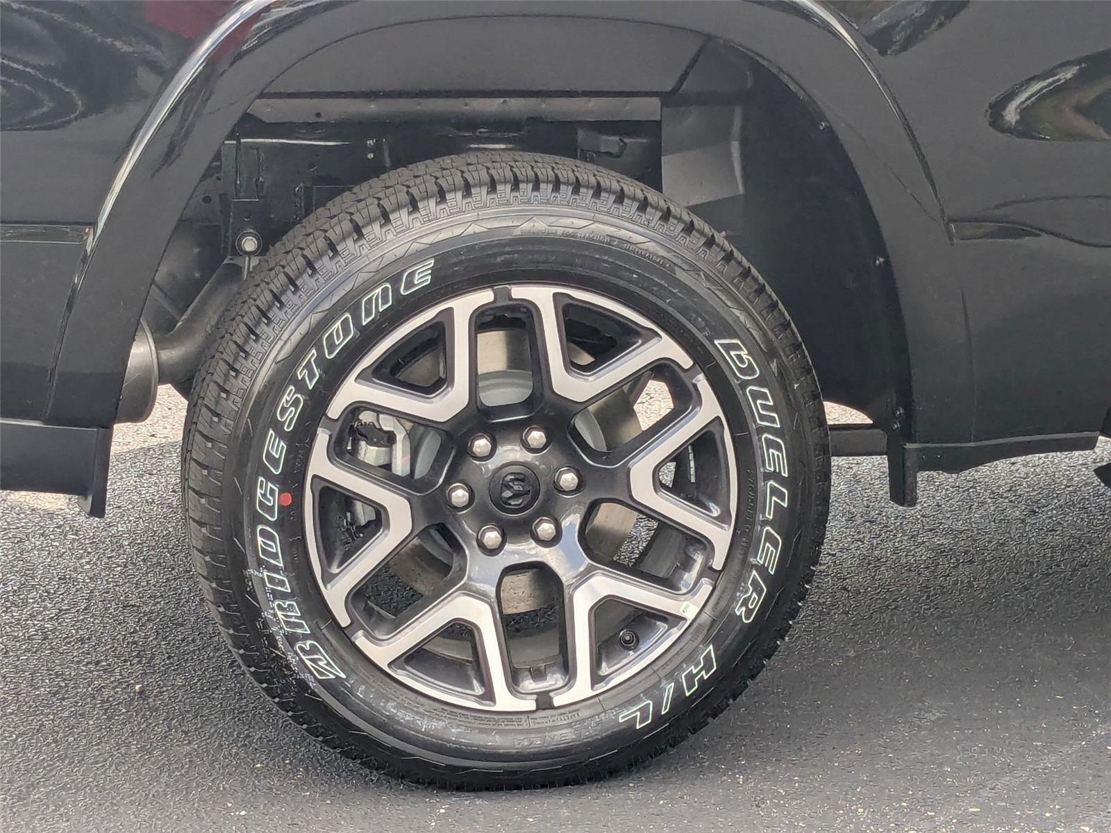 2026 RAM 1500 Laramie - Photo 10