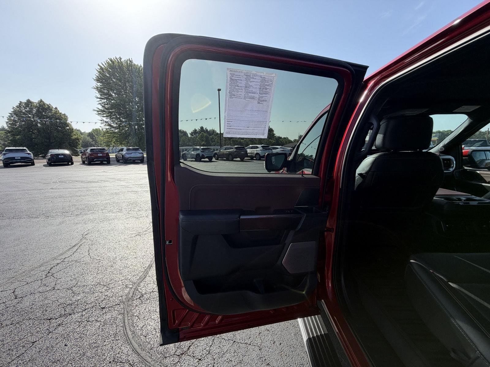 Used 2021 Rapid Red Metallic Tinted Clearcoat Ford LARIAT image 26
