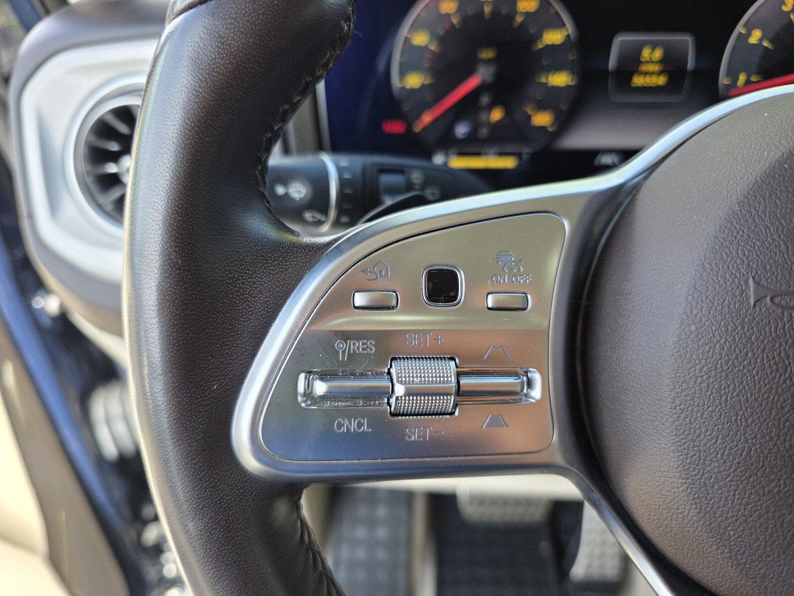 Used 2023 MANUFAKTUR Midnight Blue Mercedes-Benz G 550 image 19