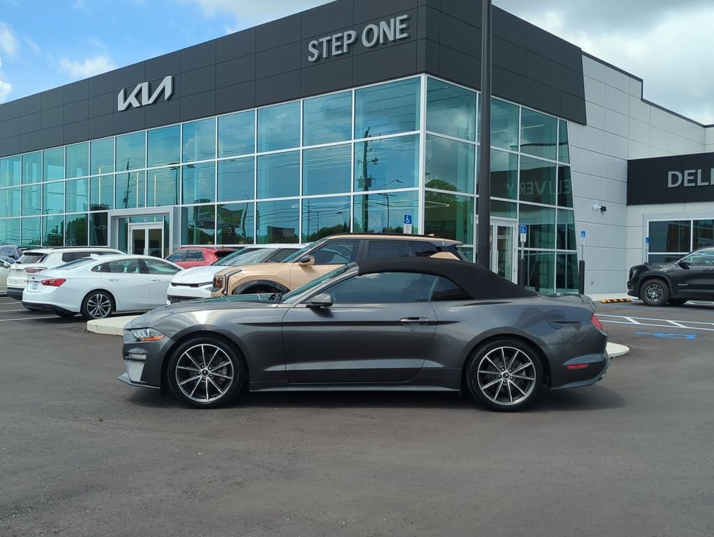 Used 2018 Gray Ford EcoBoost image 4