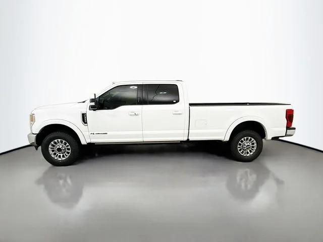 Used 2020 White Metallic Ford Lariat image 4