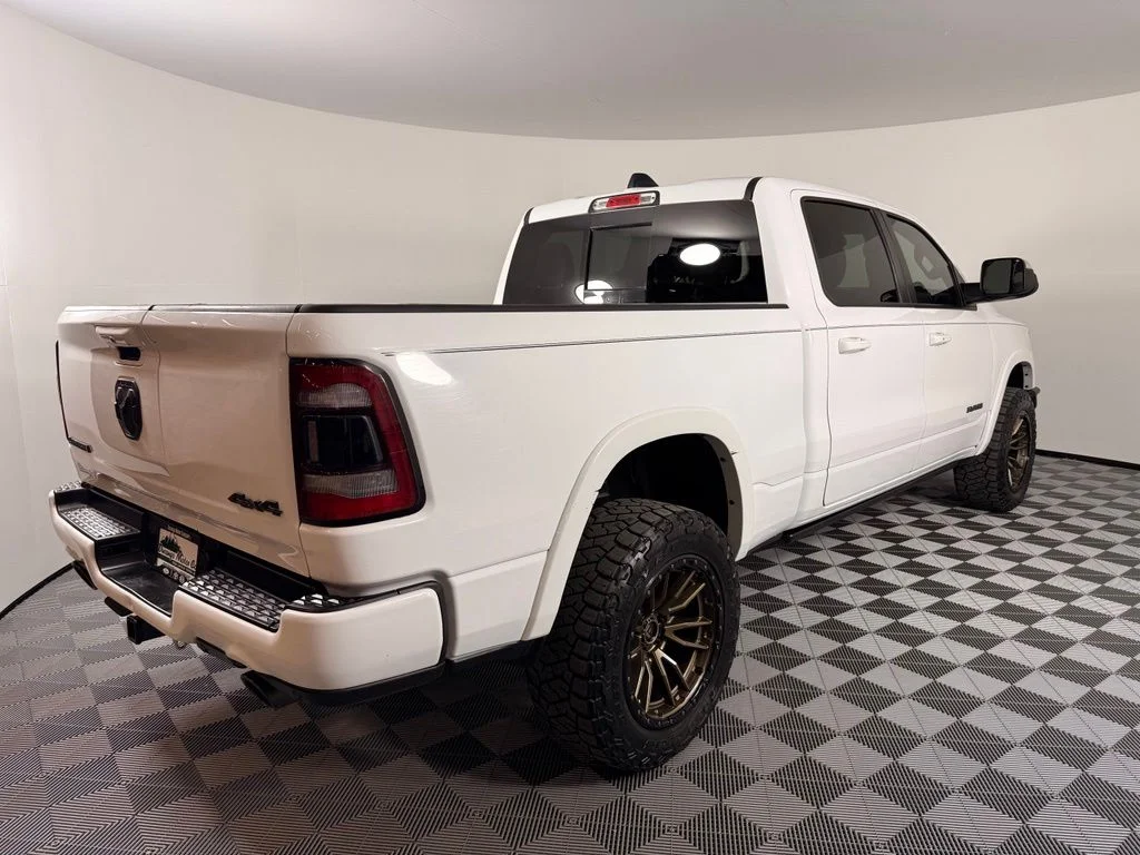 Used 2022 White Ram Laramie image 12