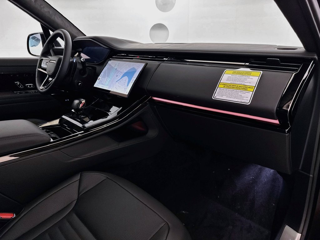 New 2027 Tourmaline Brown in Satin finish Land Rover SV image 30
