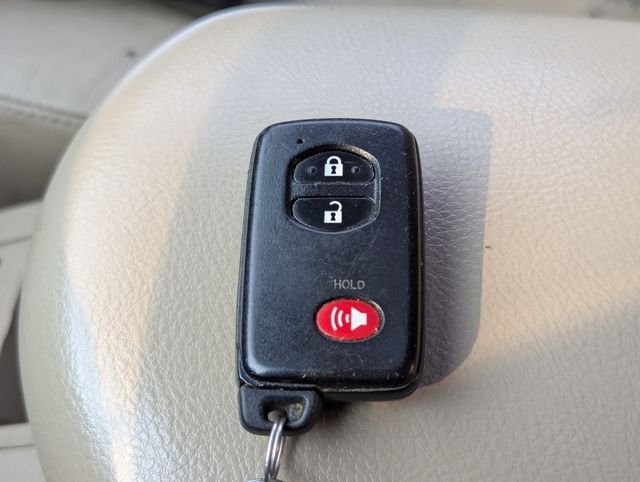 Used 2011 Red Toyota Limited image 18