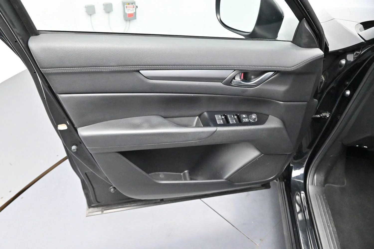 Used 2020 Jet Black Mica Mazda Touring image 9