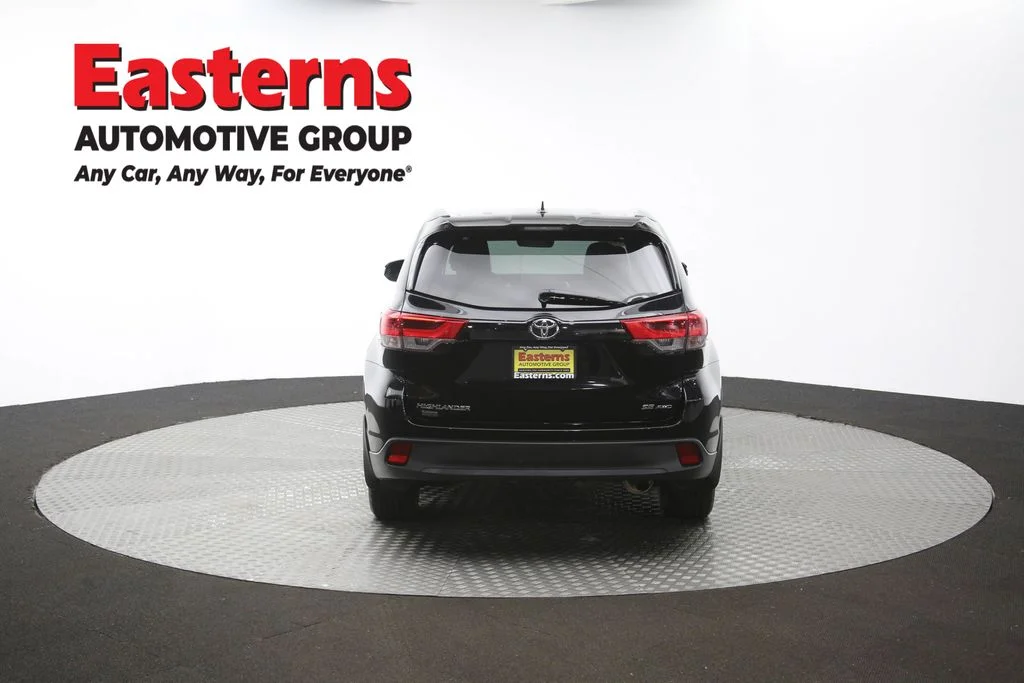 Used 2018 Black Toyota SE image 38