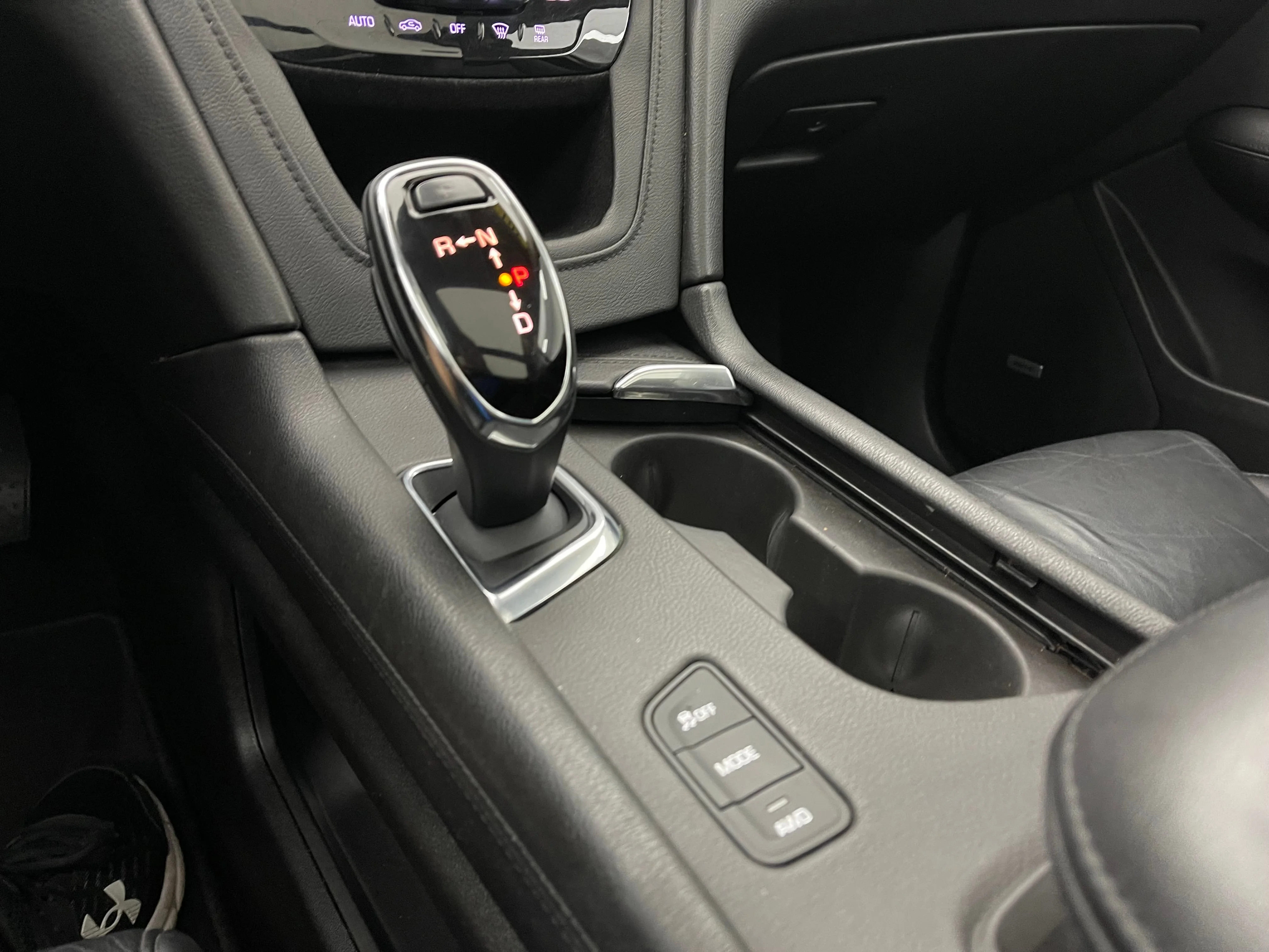 Used 2017 STELLAR BLACK METALLIC Cadillac Luxury AWD image 29