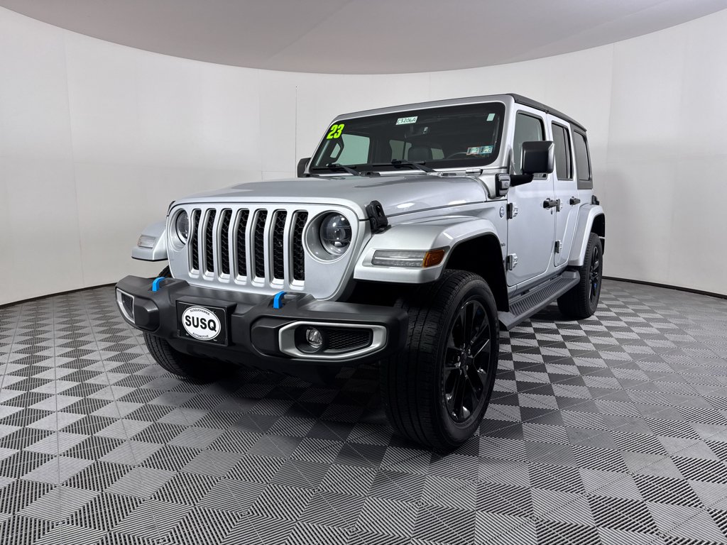 Used 2023 Silver Zynith Clearcoat Jeep Sahara image 19