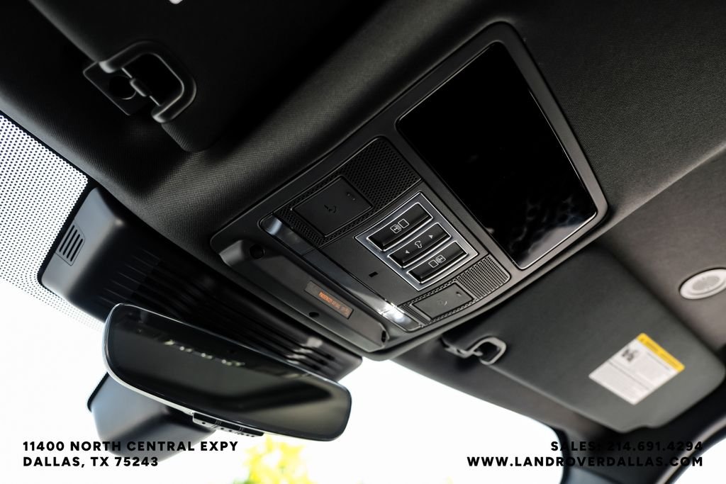 Used 2025 Black Land Rover S image 24