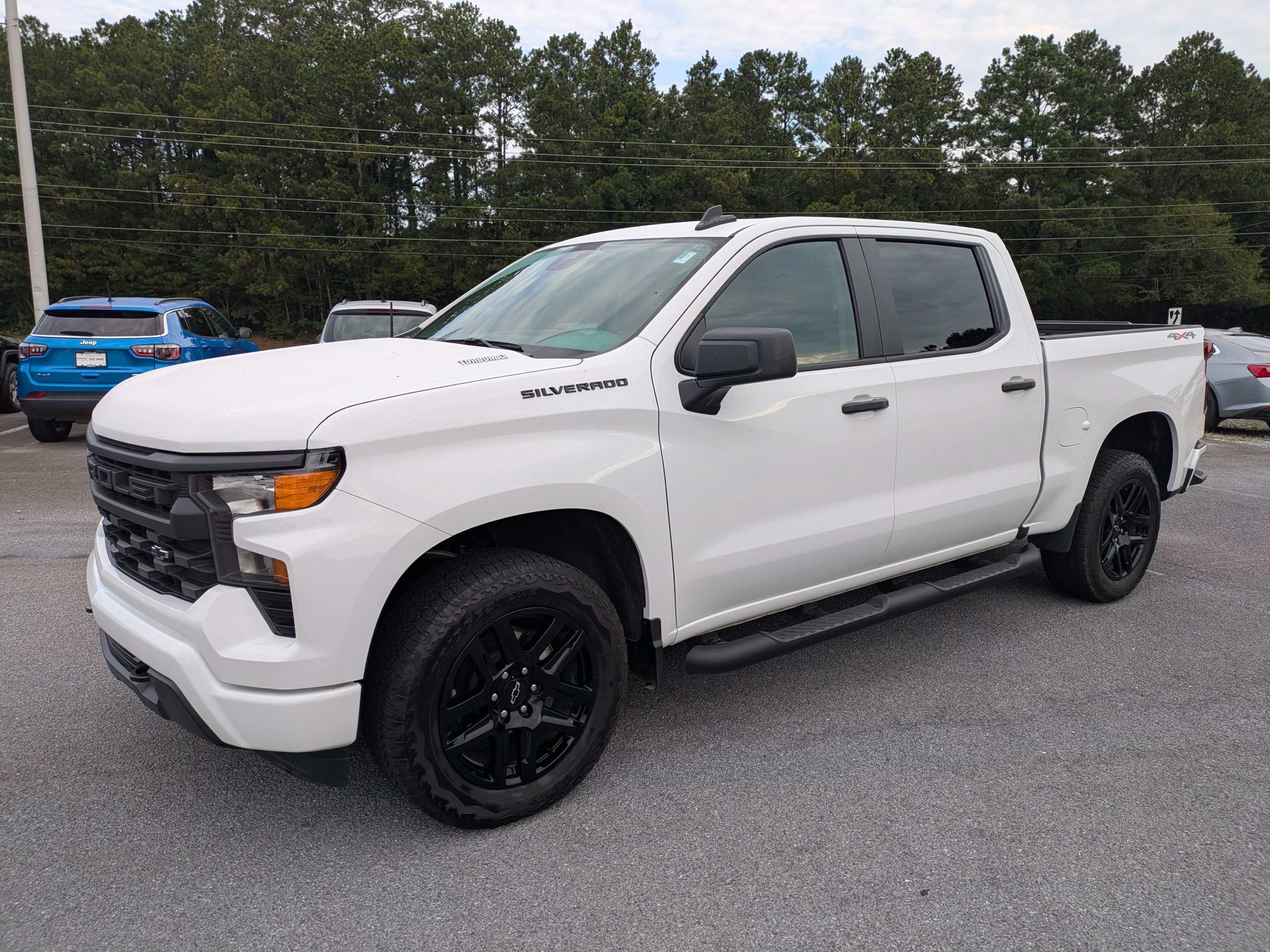 Used 2024 Summit White Chevrolet Custom image 8
