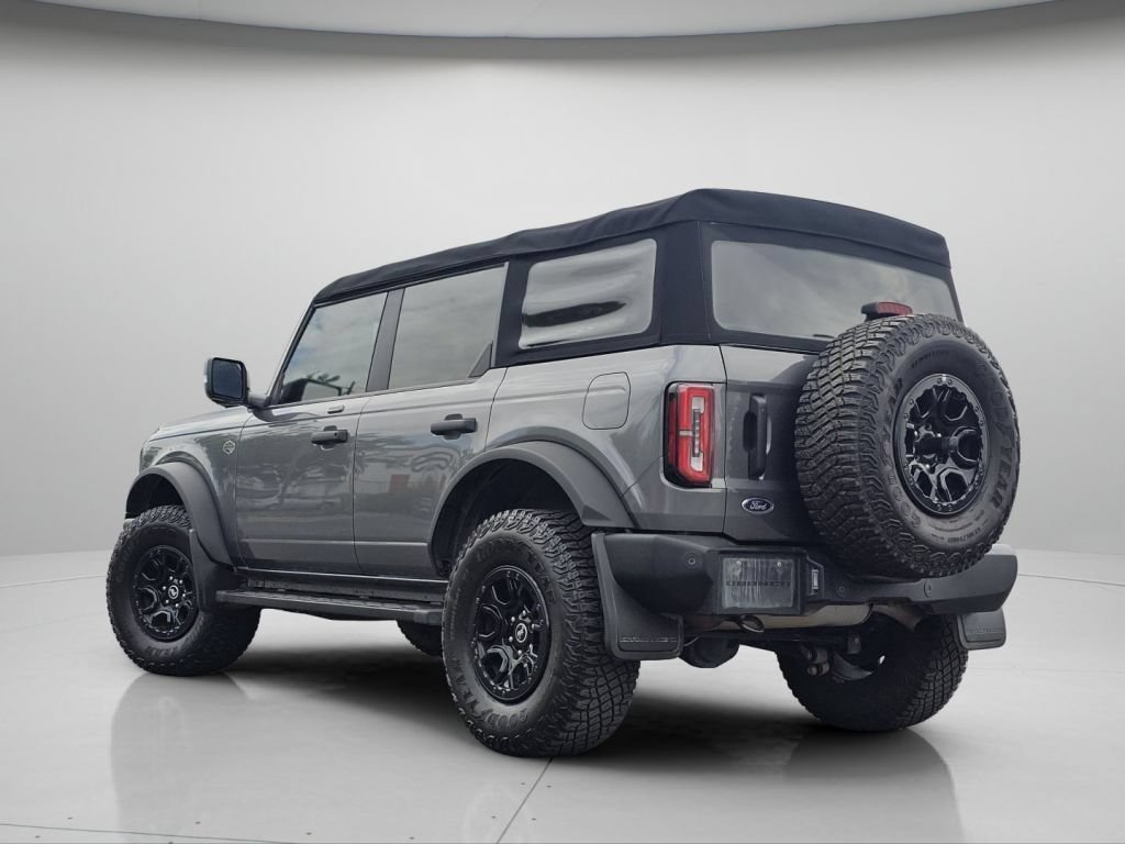Used 2022 Gray Metallic Ford Wildtrak image 26