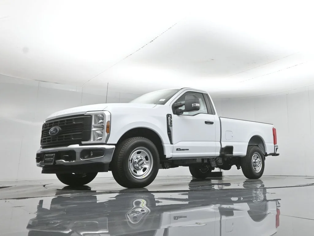 New 2026 Oxford White Ford XL image 39