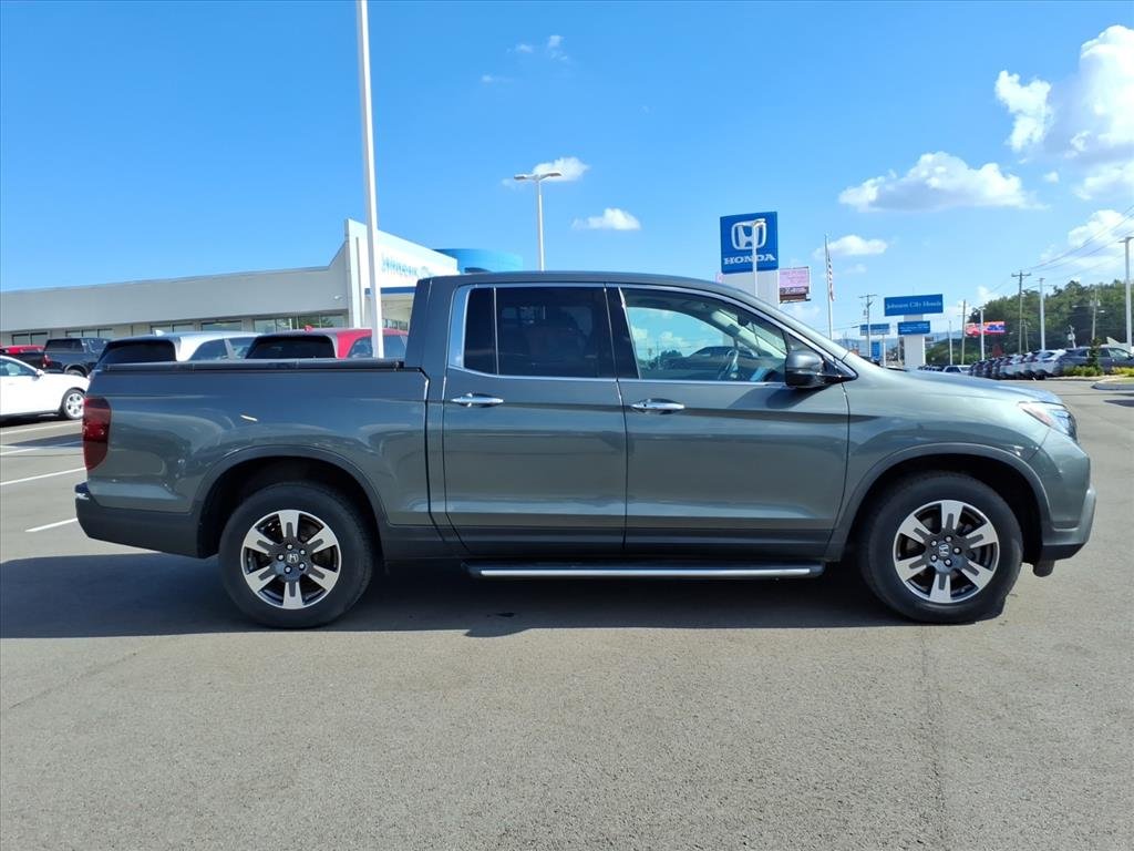 Certified Used 2018 Forest Mist Metallic Honda RTL-E image 8