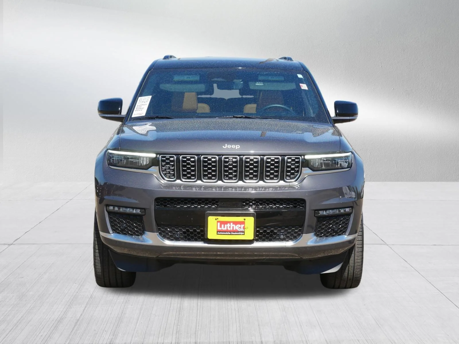 Used 2024 Baltic Gray Metallic Clearcoat Jeep Summit image 2