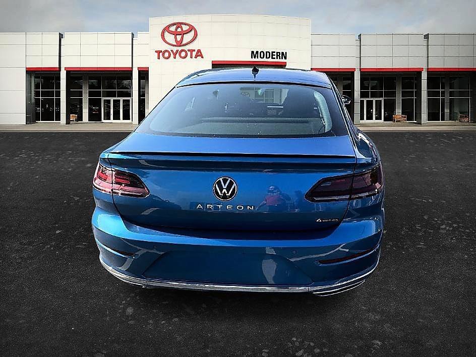 Used 2023 Blue Metallic Volkswagen SEL R-Line image 18