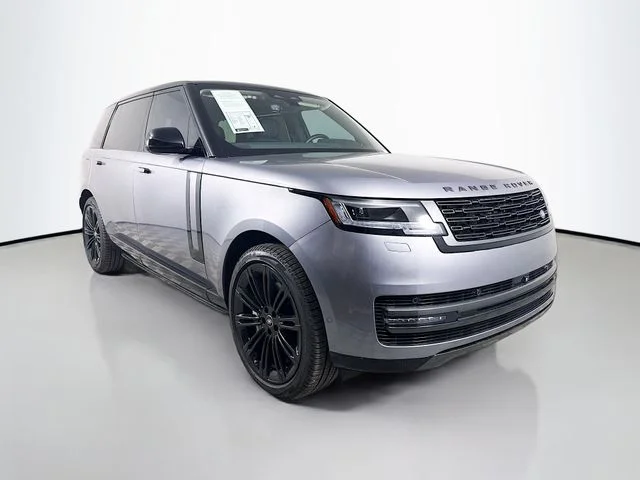 Used 2025 Gray Land Rover SE image 3