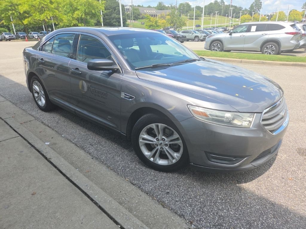 Used 2014 Gray Ford SEL image 2