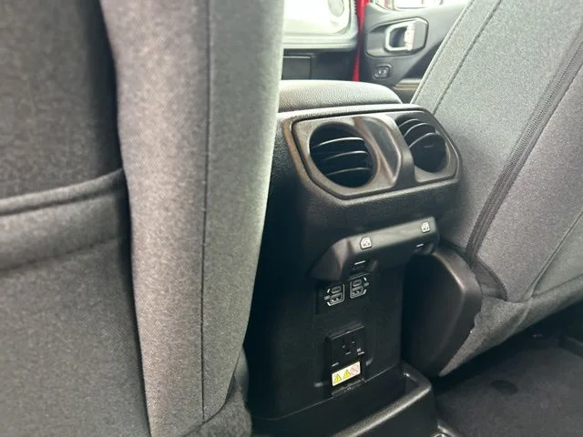 2025 Jeep Wrangler 4xe Sahara 4XE - Photo 25