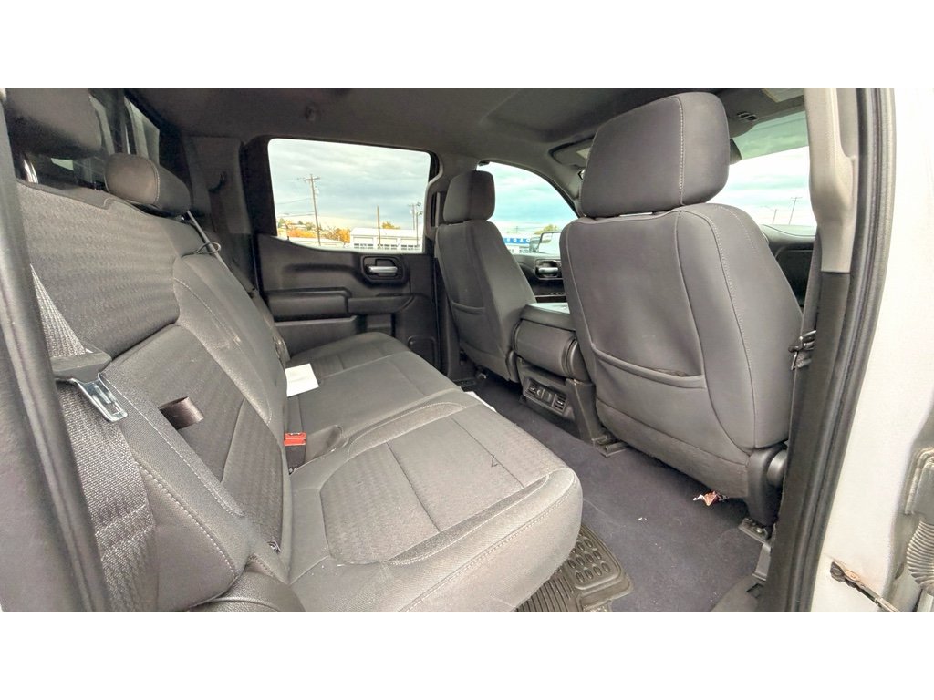 Used 2021 Silver Chevrolet LT image 9