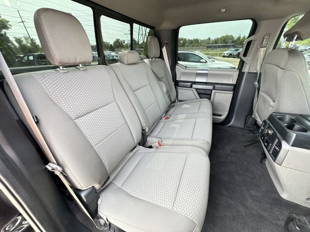 Used 2020 Black Ford XLT image 27