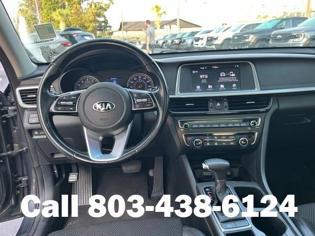 Used 2019  Kia S image 18