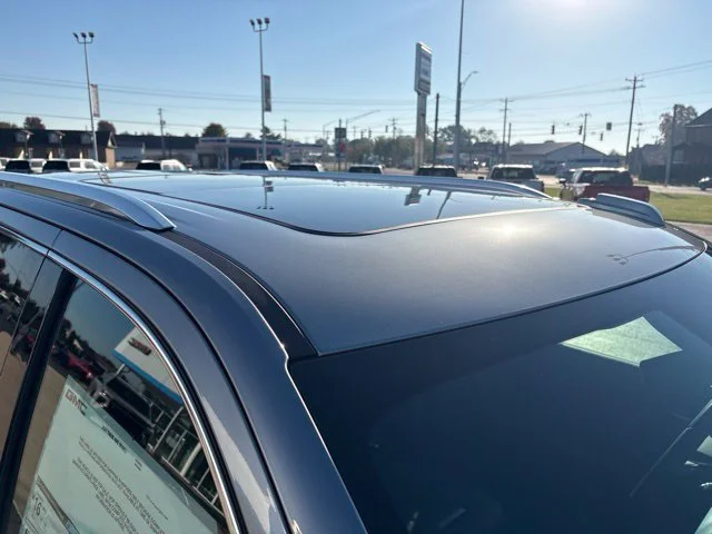 2027 GMC Yukon Denali - Photo 15