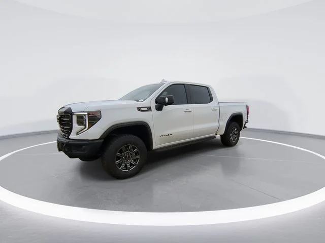 Used 2024 White GMC AT4X image 4
