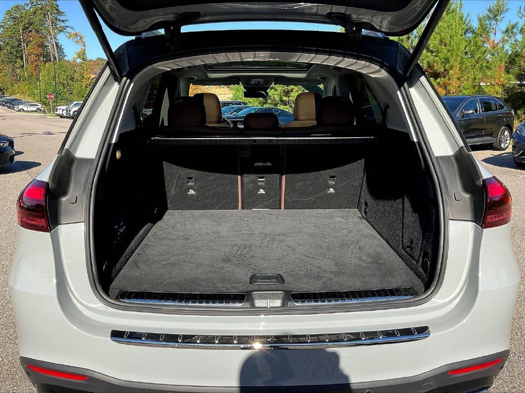 Certified Used 2025 MANUFAKTUR Alpine Gray Mercedes-Benz GLE 350 image 36