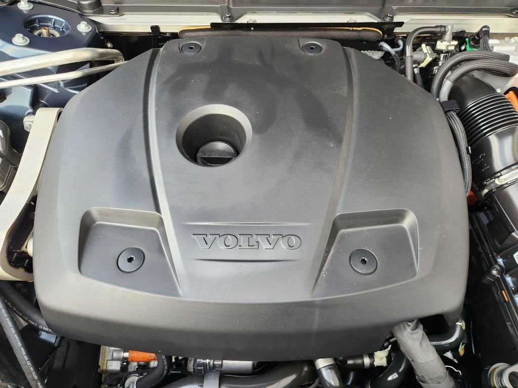 Used 2023 Denim Blue Metallic Volvo T8 Plus Dark Theme image 31
