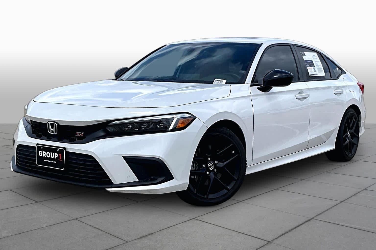 Used 2024 Platinum White Pearl Honda  image 2