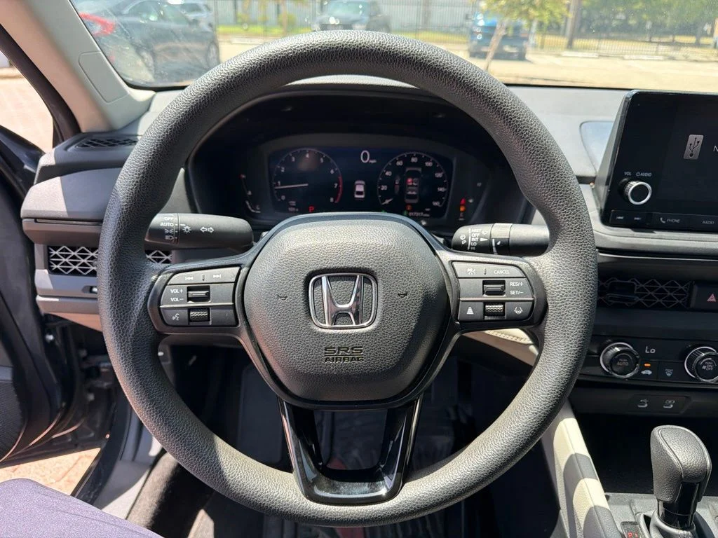 Used 2024 Gray Honda LX image 17