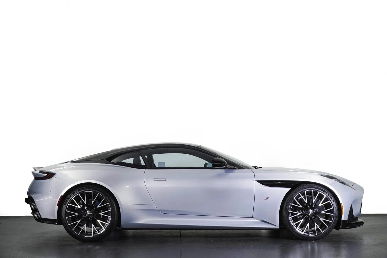 New 2026 Silver Aston Martin  image 17